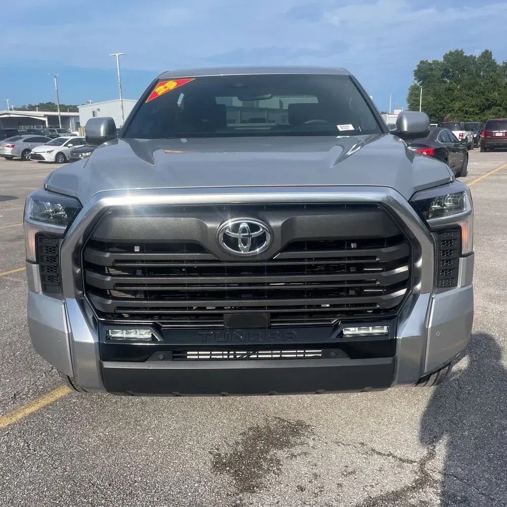 2025 Toyota Tundra Limited HV