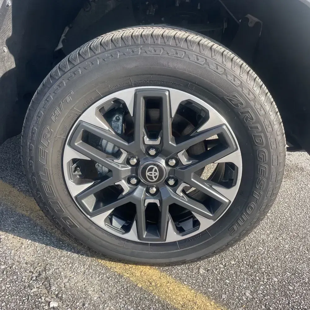 2025 Toyota Tundra Limited HV