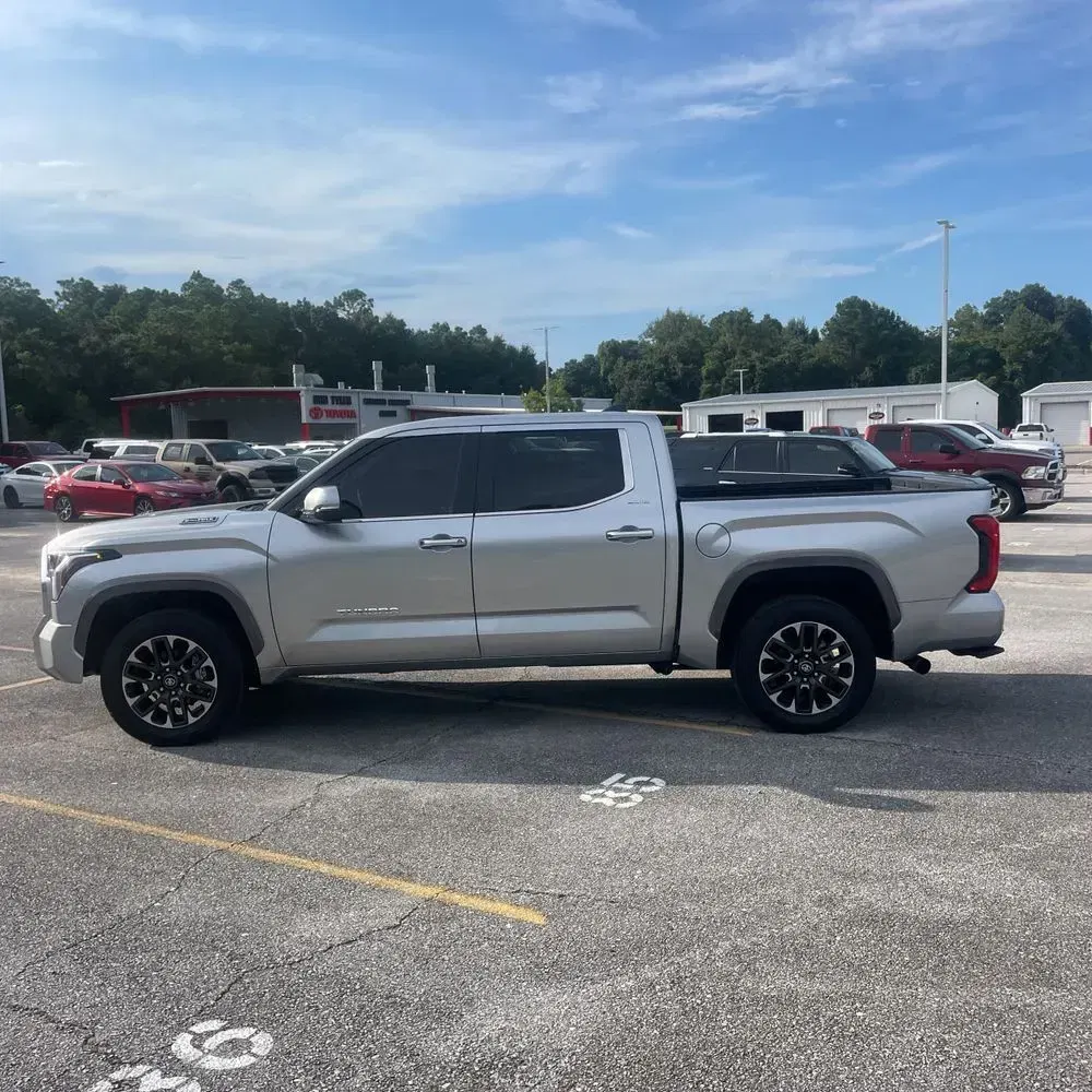 2025 Toyota Tundra Limited HV