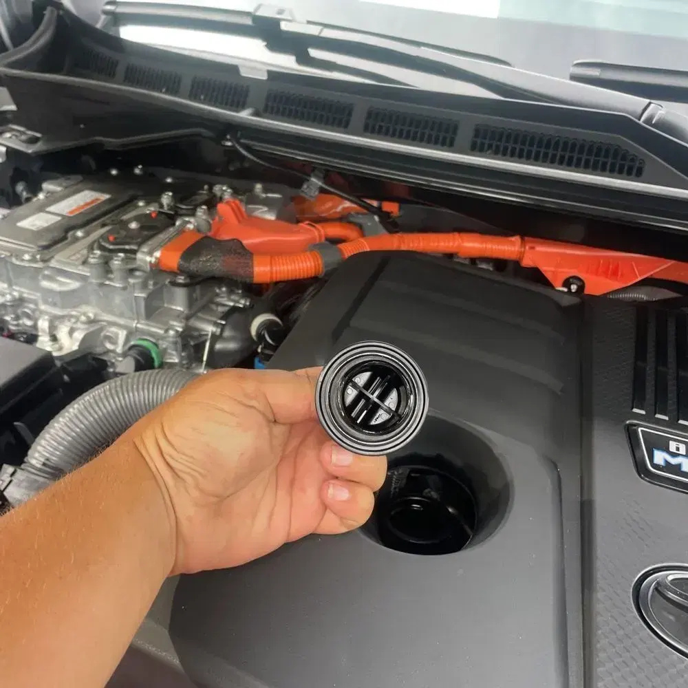 2025 Toyota Tundra Limited HV