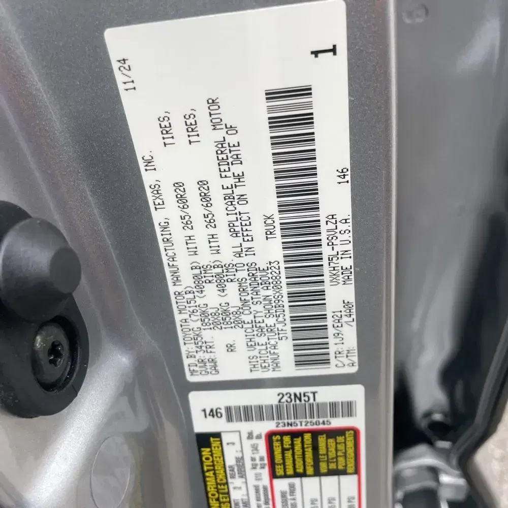 2025 Toyota Tundra Limited HV