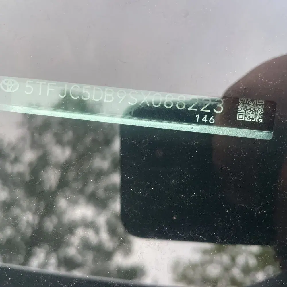 2025 Toyota Tundra Limited HV