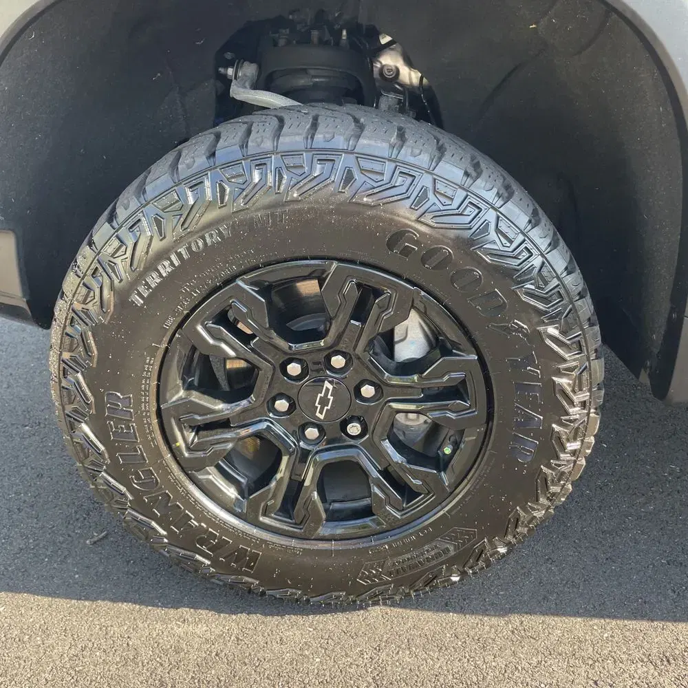 2023 Chevrolet Silverado 1500 ZR2