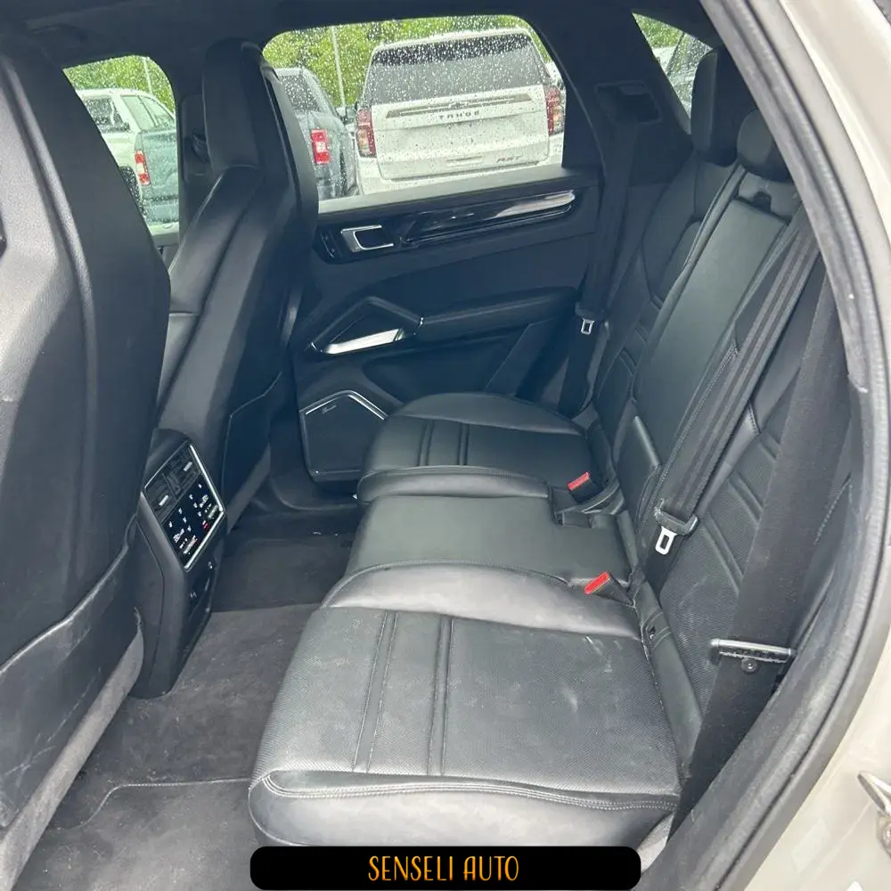 2020 Porsche Cayenne Turbo