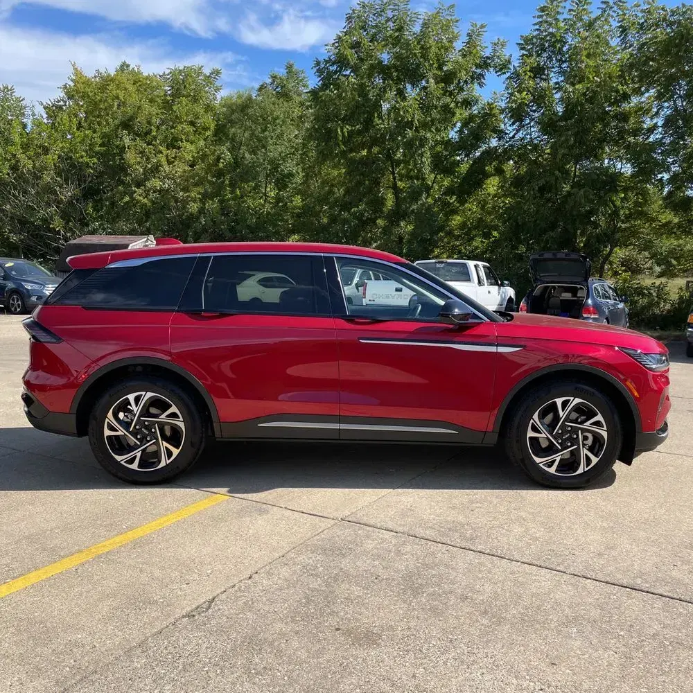 2024 Lincoln Nautilus Hybrid Premiere