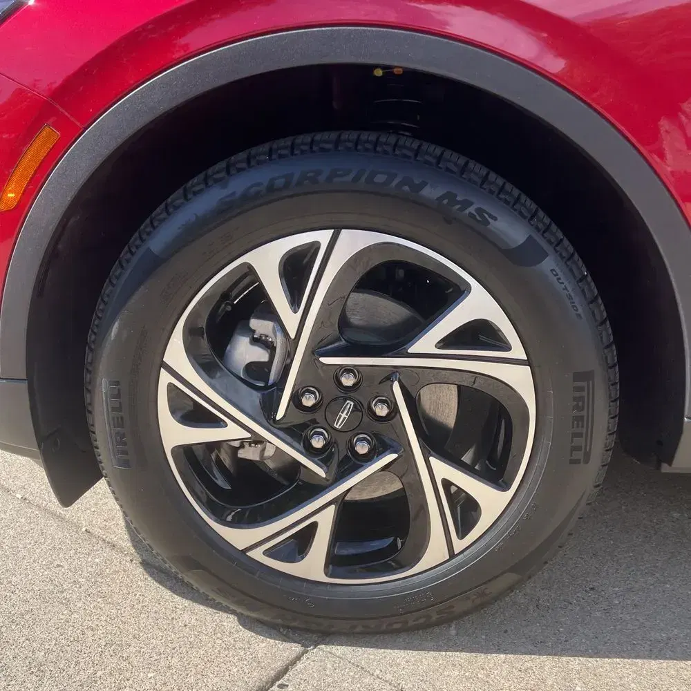 2024 Lincoln Nautilus Hybrid Premiere