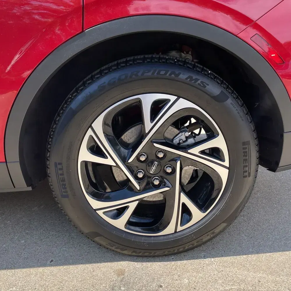 2024 Lincoln Nautilus Hybrid Premiere