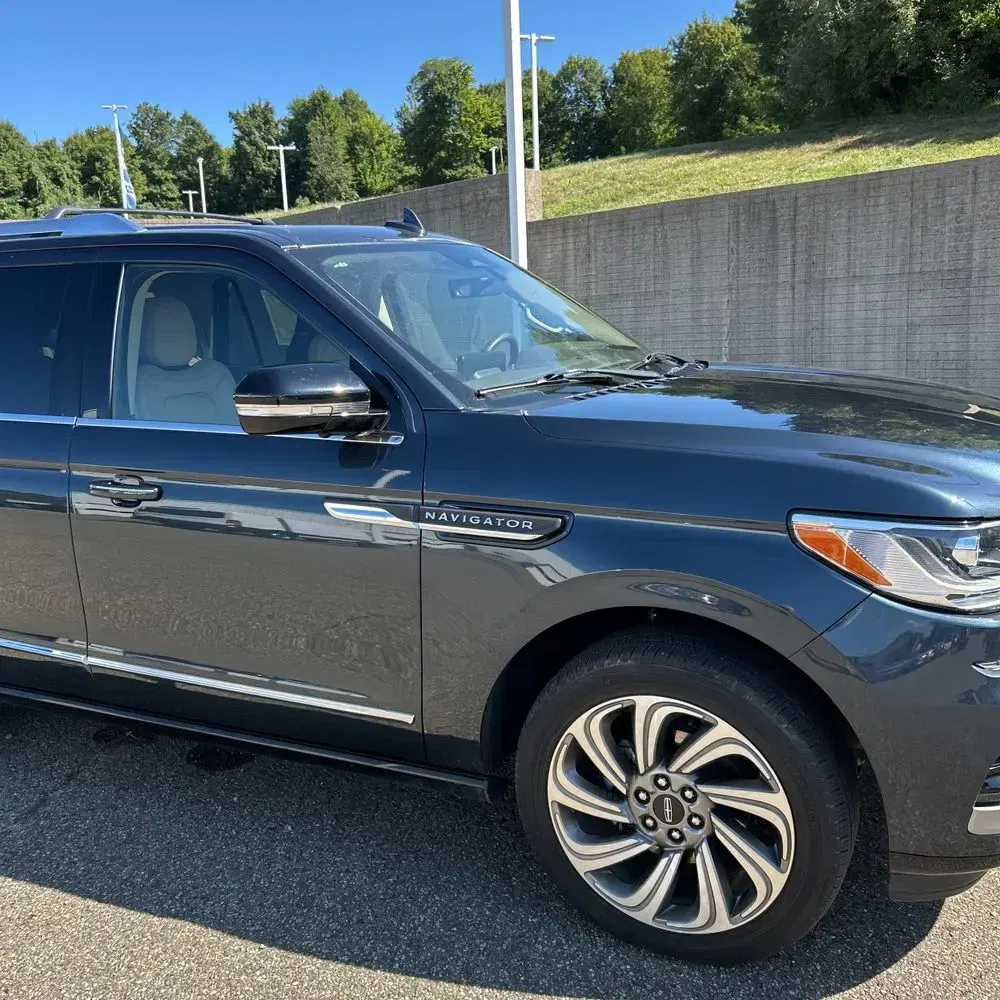 2024 Lincoln Navigator Reserve
