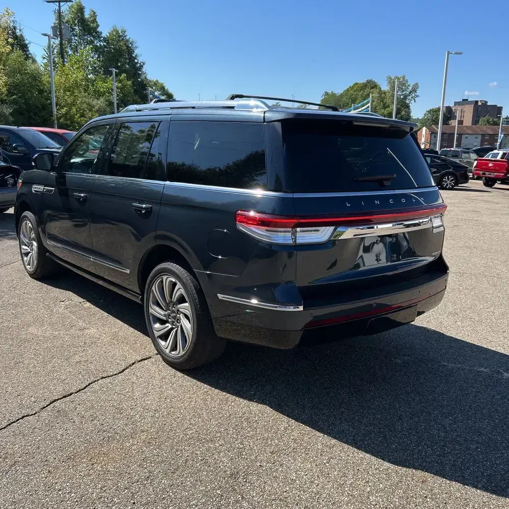 2024 Lincoln Navigator Reserve