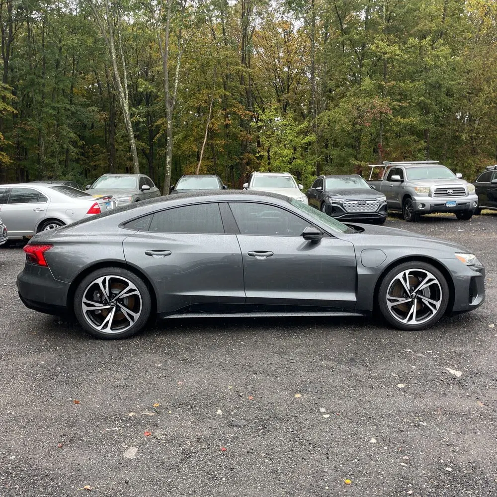 2023 Audi e-tron GT Premium Plus