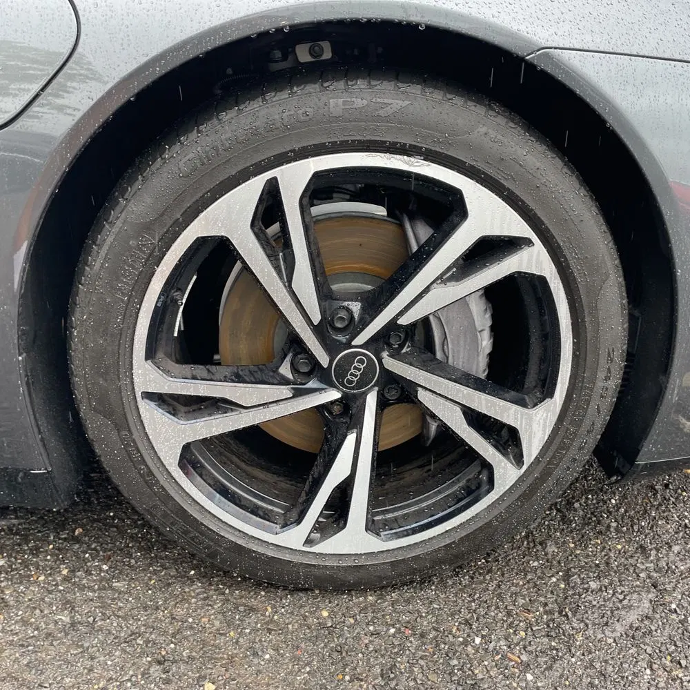 2023 Audi e-tron GT Premium Plus