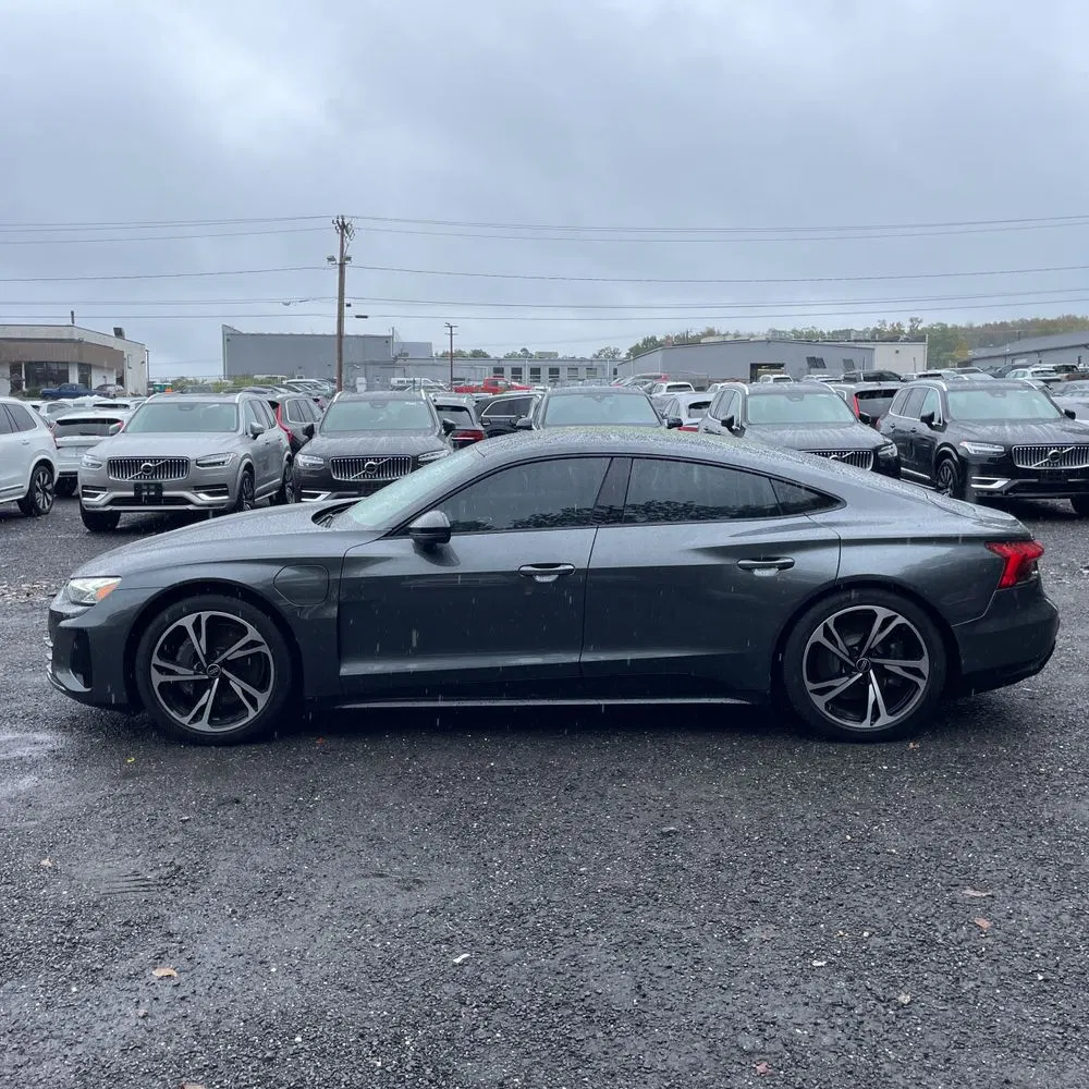 2023 Audi e-tron GT Premium Plus