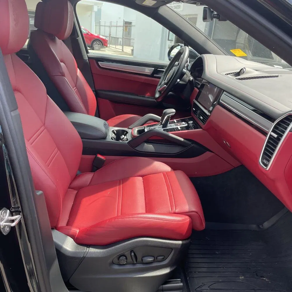 2023 Porsche Cayenne Coupe