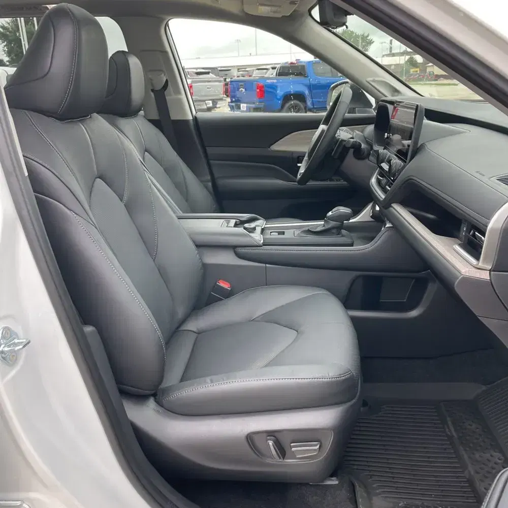 2025 Toyota Grand Highlander Platinum