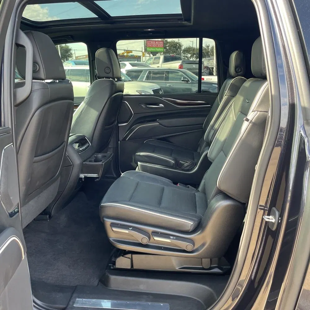 2022 Cadillac Escalade ESV Premium Luxury