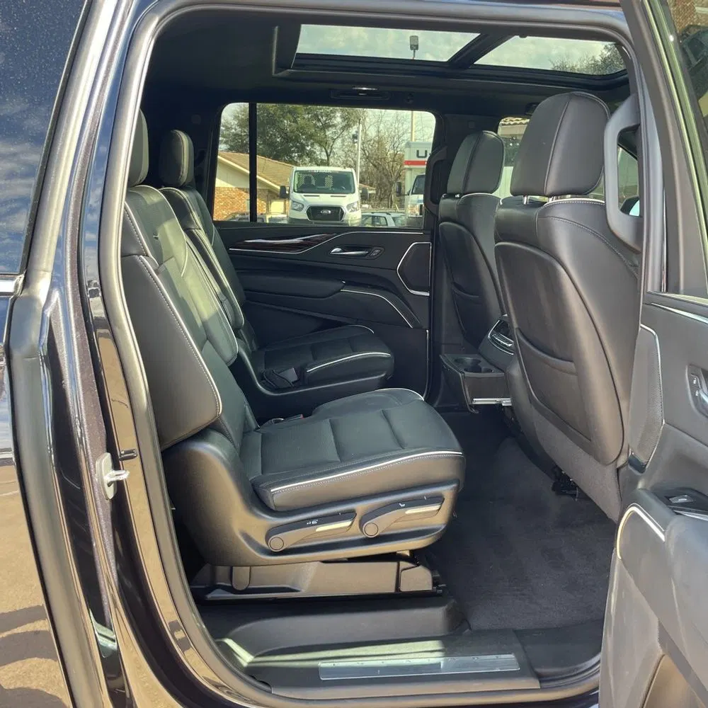 2022 Cadillac Escalade ESV Premium Luxury