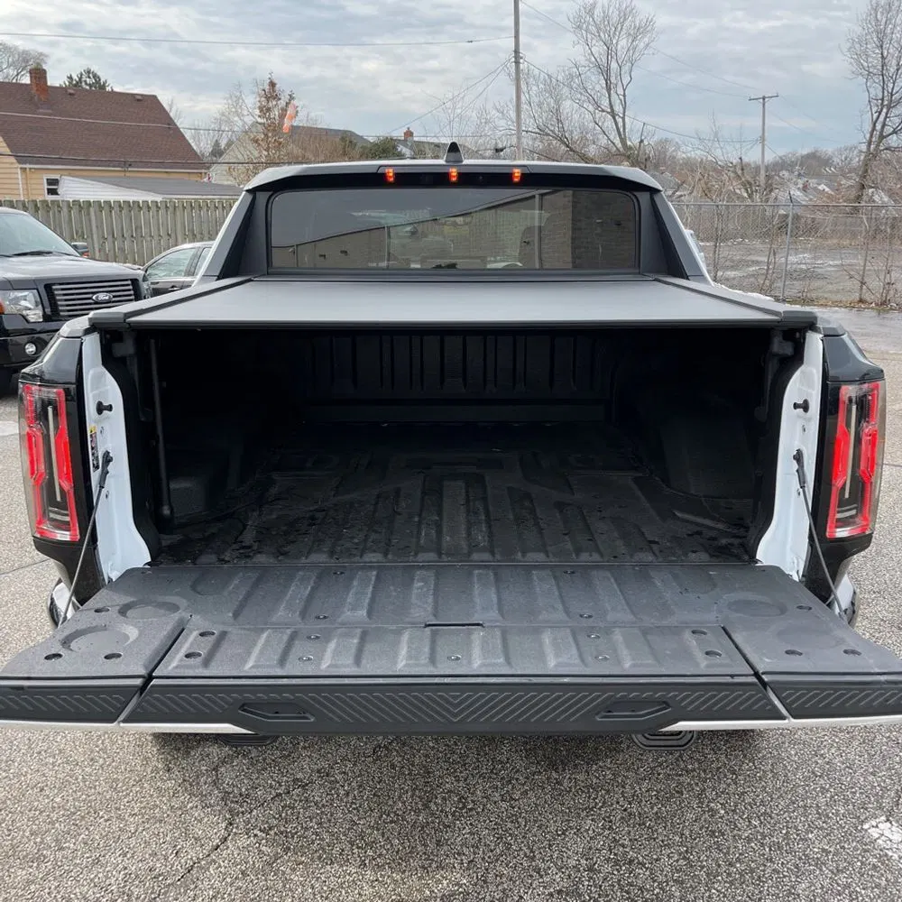 2023 GMC Hummer EV SUT Edition 1