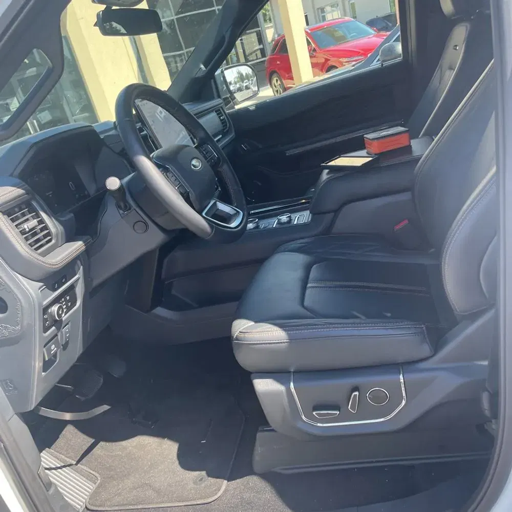 2024 Ford Expedition MAX Platinum