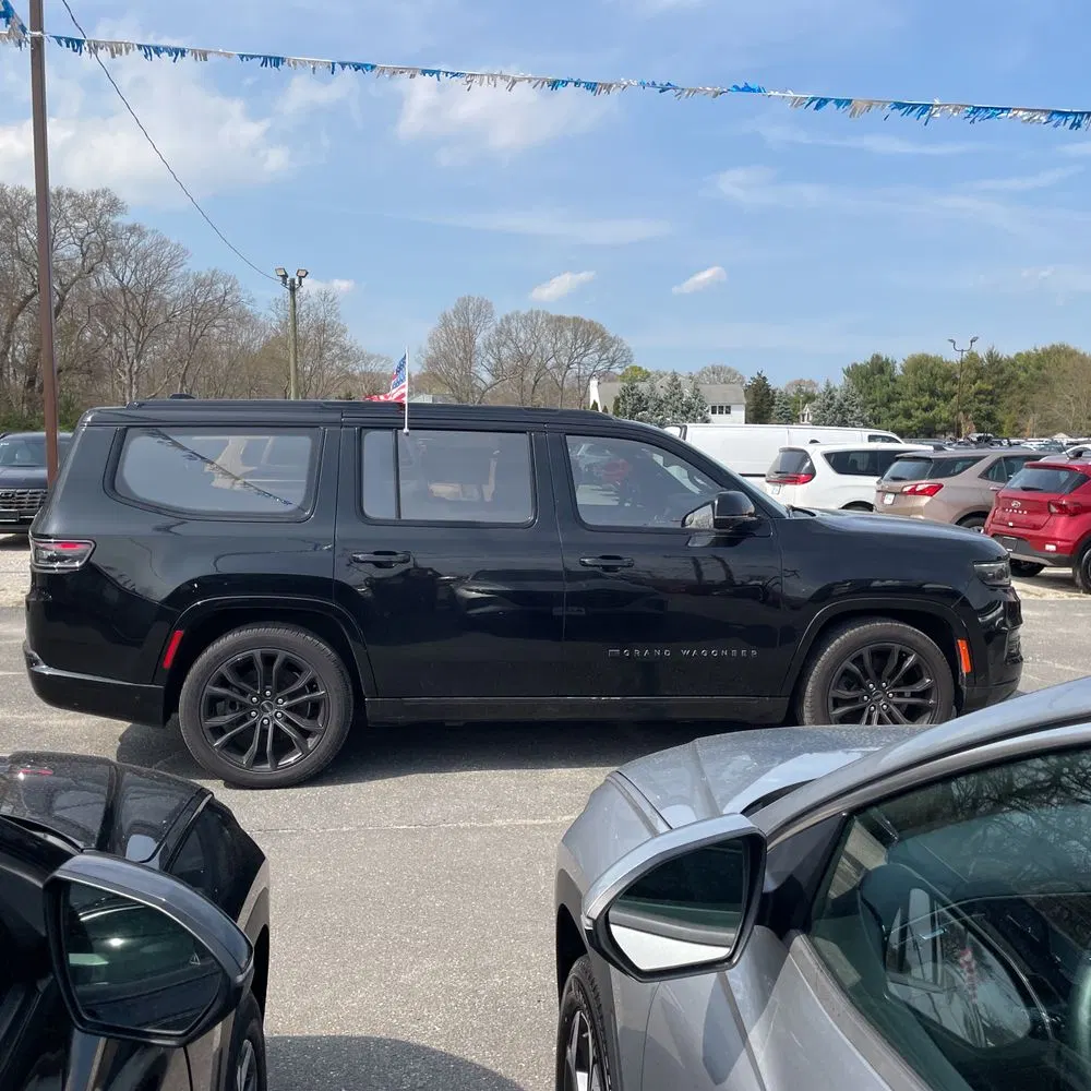 2022 Jeep Grand Wagoneer Obsidian