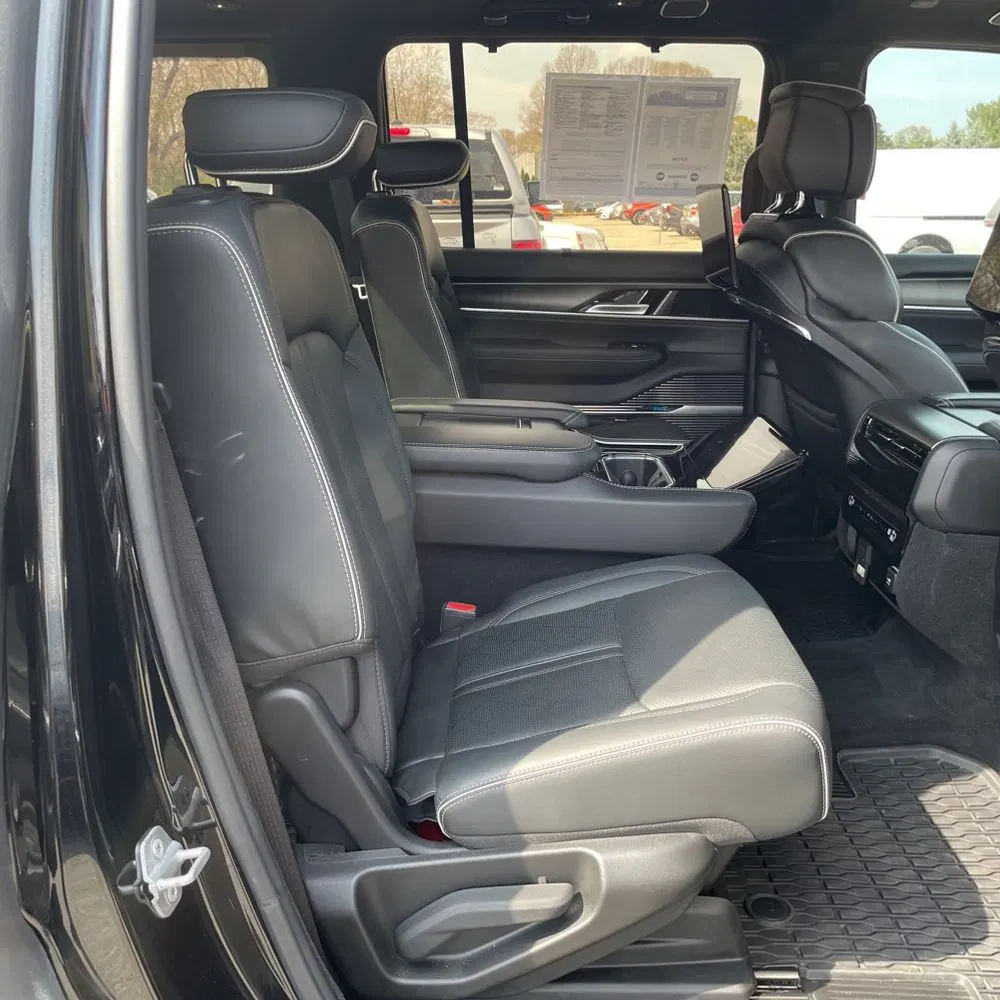 2022 Jeep Grand Wagoneer Obsidian