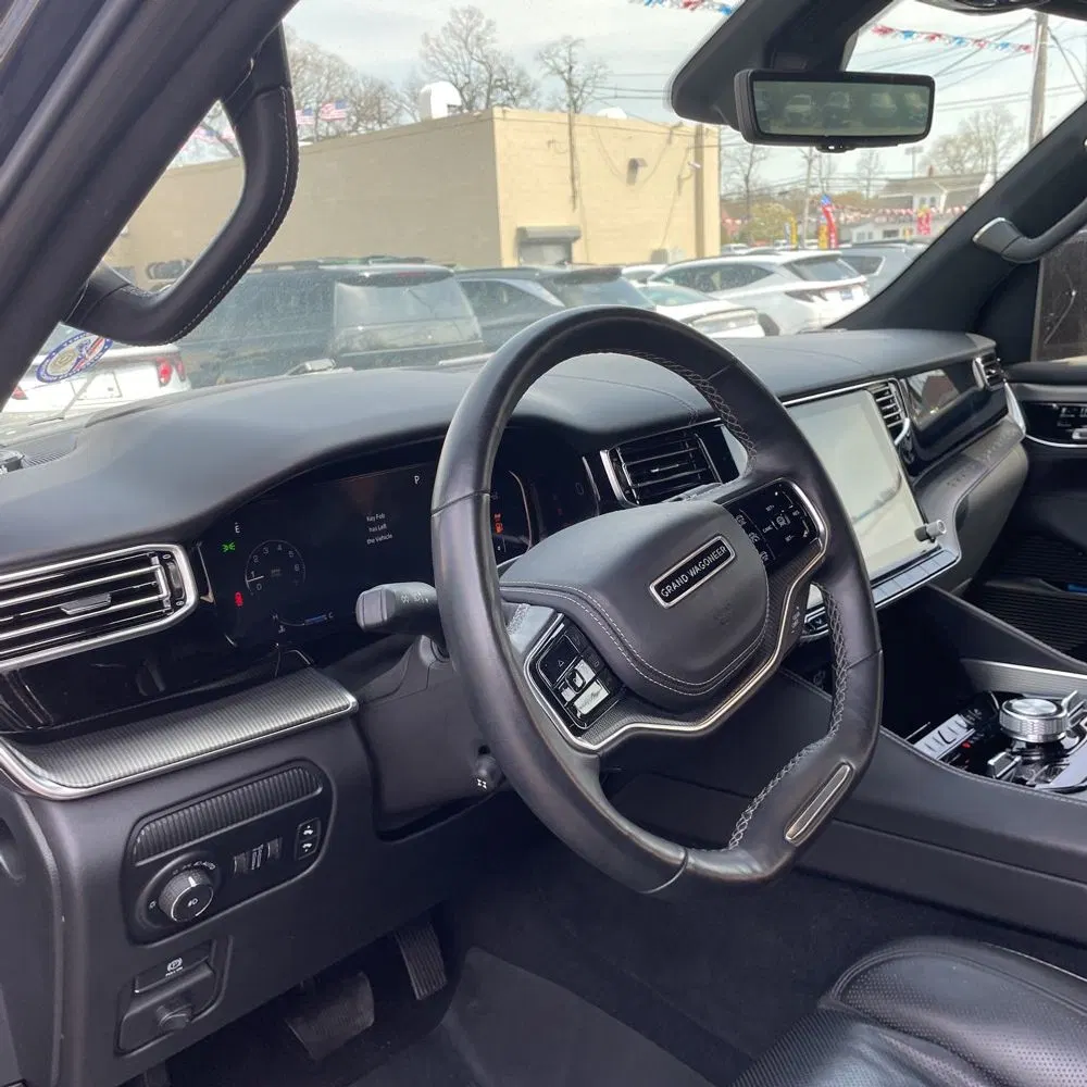 2022 Jeep Grand Wagoneer Obsidian