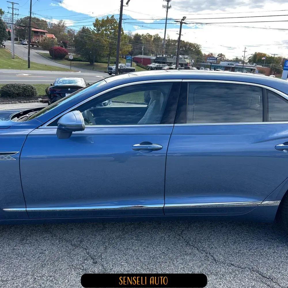 2023 Bentley Flying Spur V12