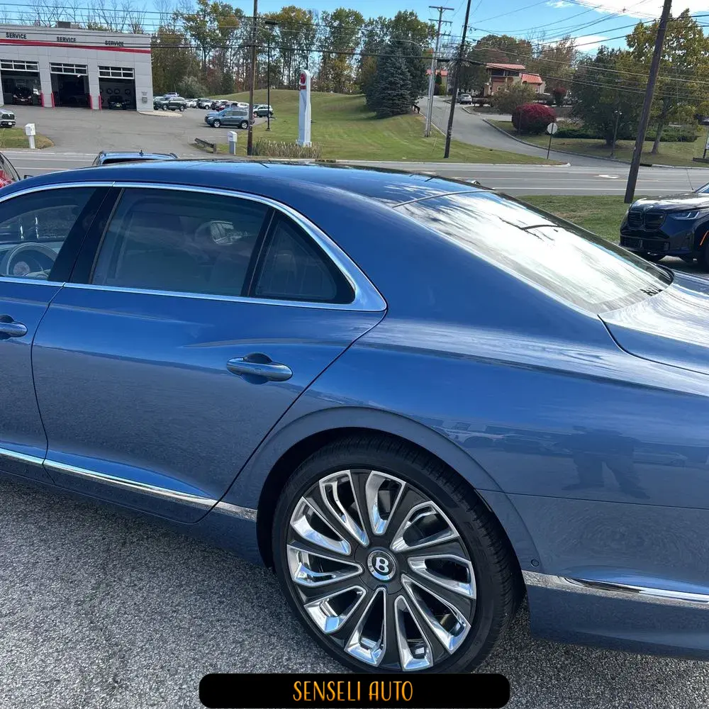 2023 Bentley Flying Spur V12