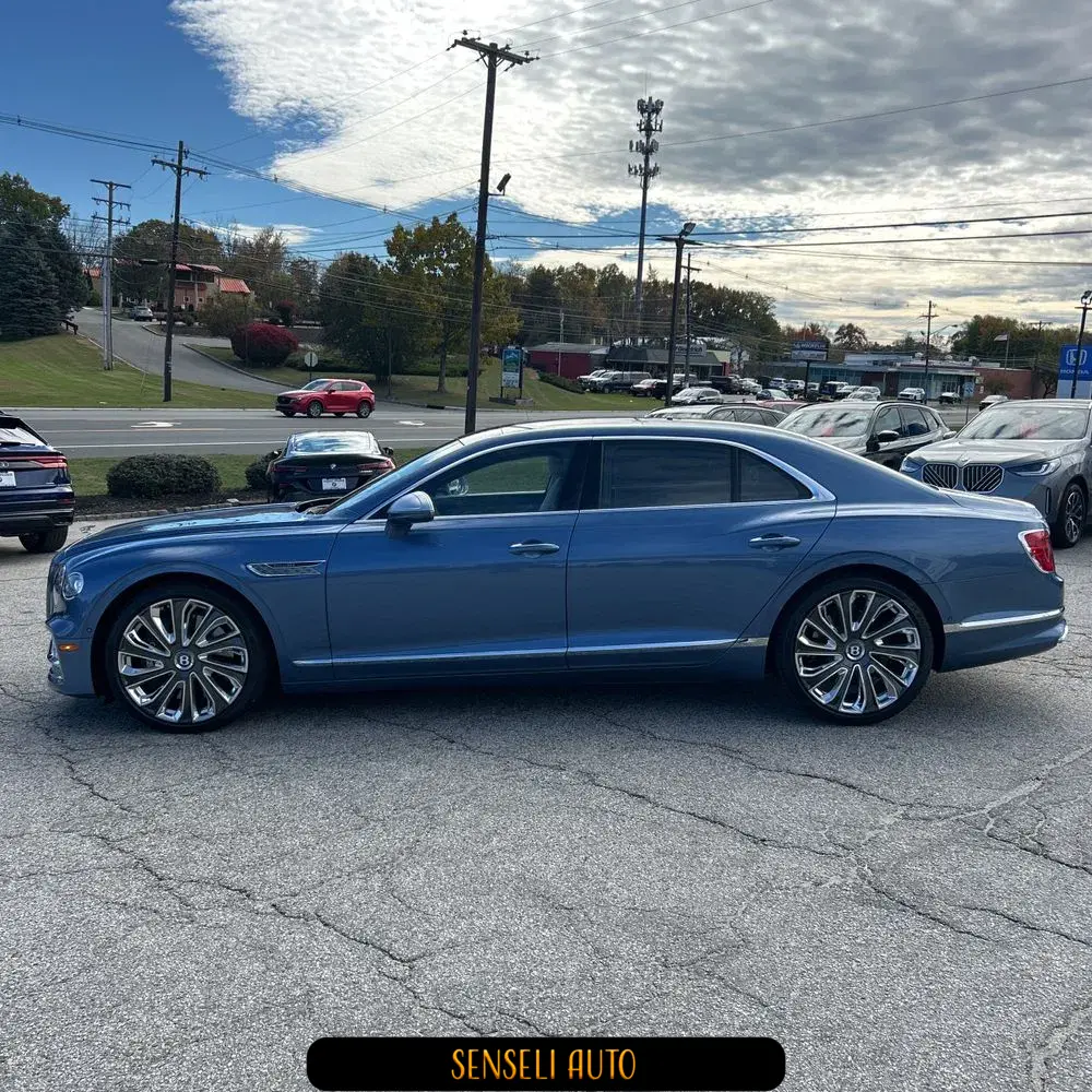 2023 Bentley Flying Spur V12