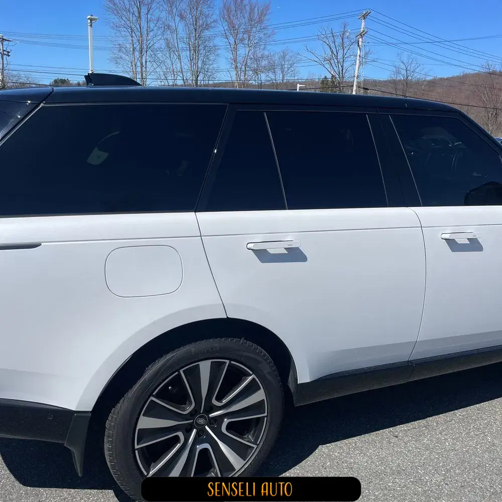 2024 Land Rover Range Rover P530 SE