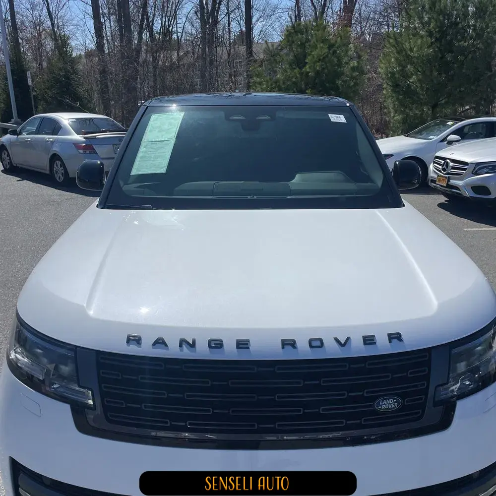 2024 Land Rover Range Rover P530 SE