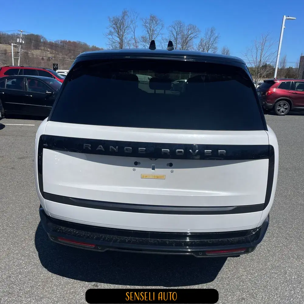 2024 Land Rover Range Rover P530 SE