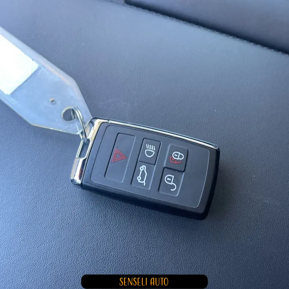 2024 Land Rover Range Rover P530 SE