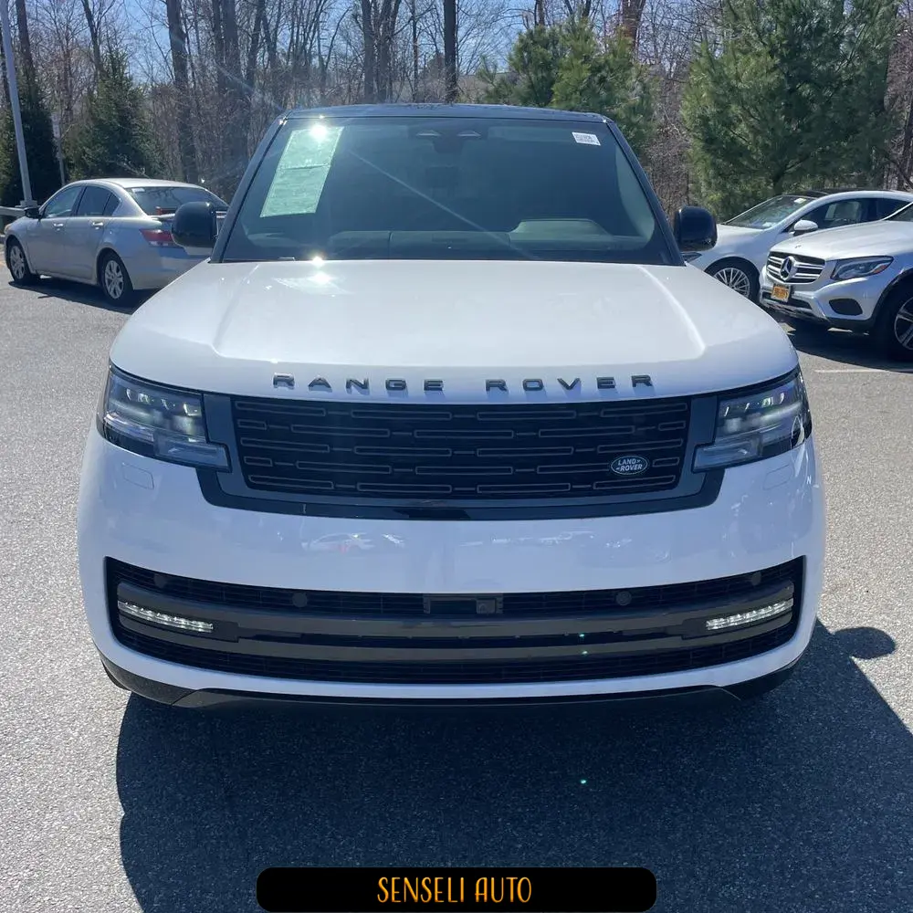 2024 Land Rover Range Rover P530 SE