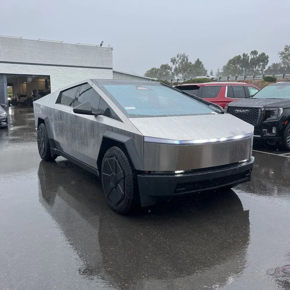 2024 Tesla Cybertruck Base