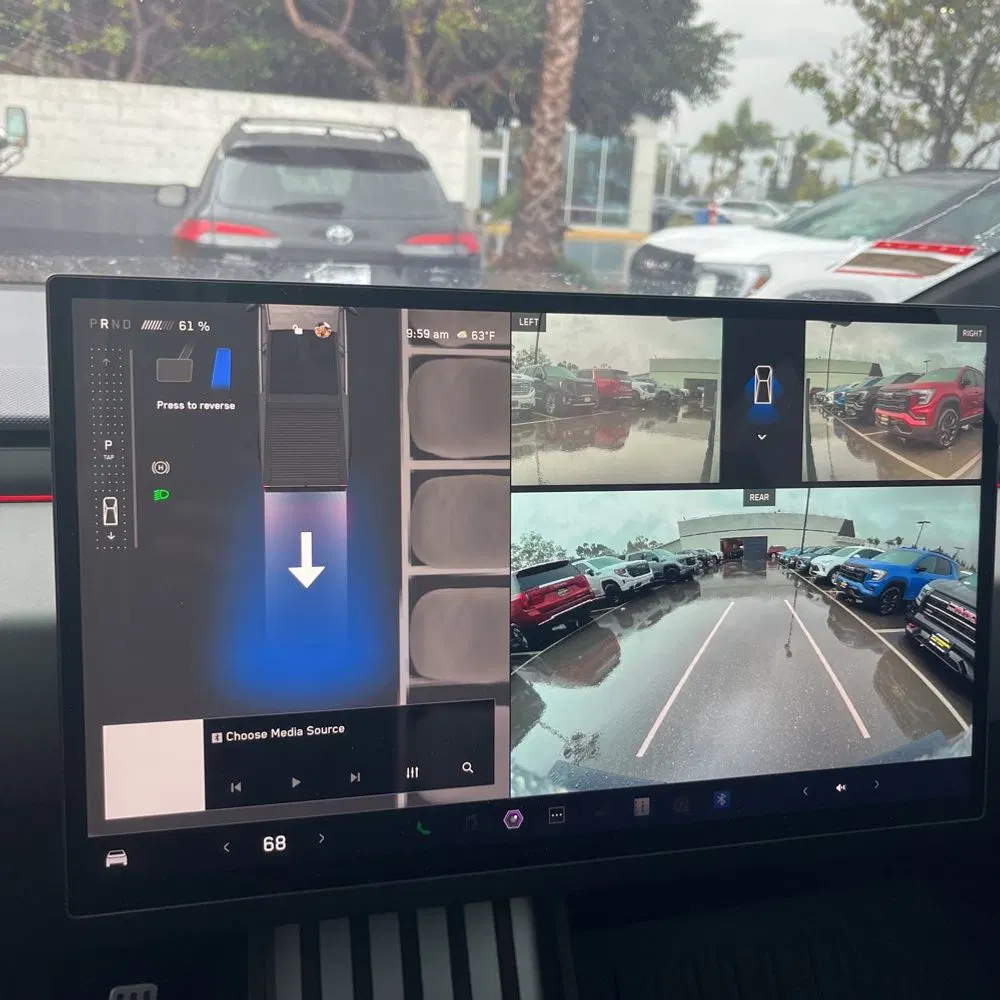 2024 Tesla Cybertruck Base