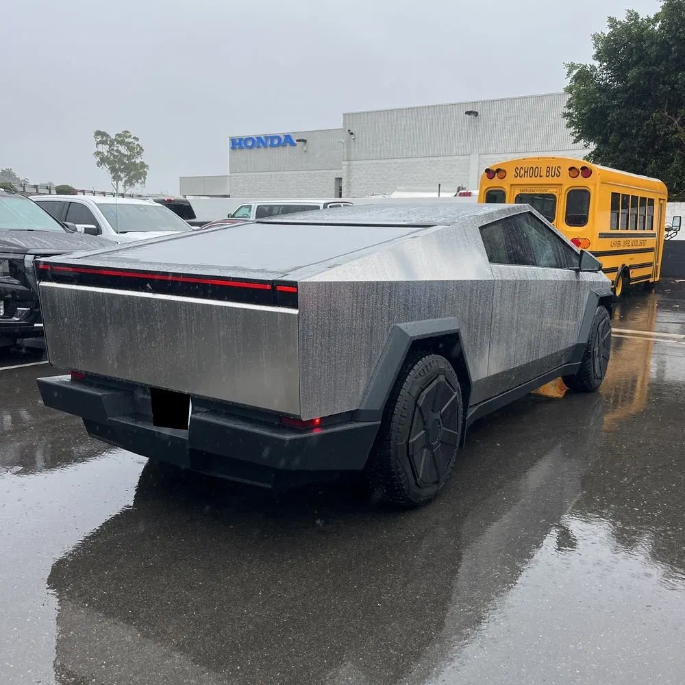 2024 Tesla Cybertruck Base