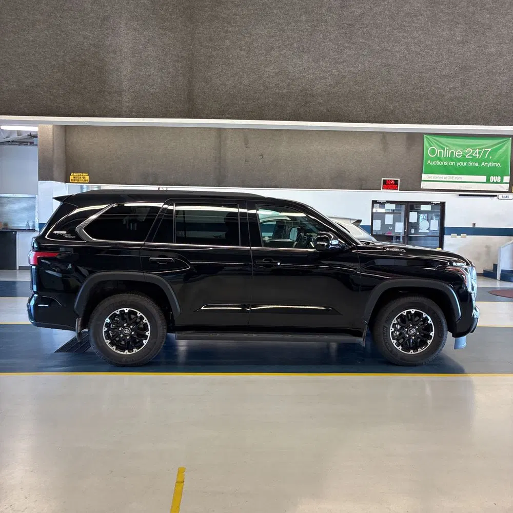 2025 Toyota Sequoia SR5