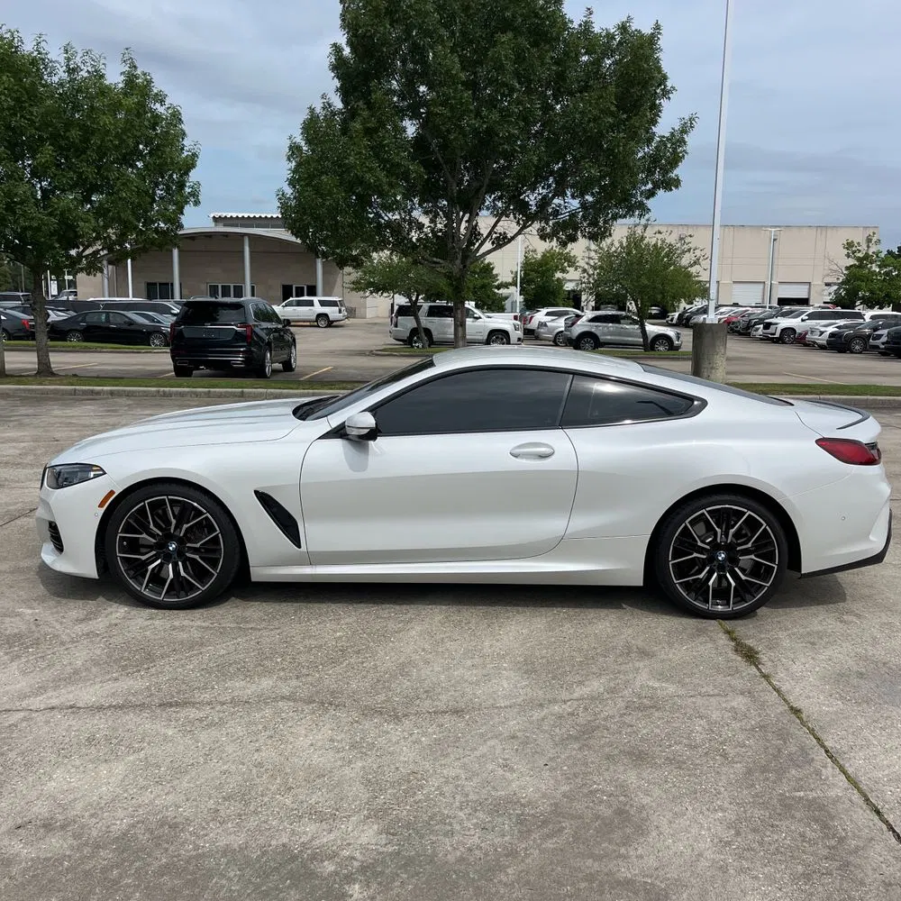 2025 BMW 8-Series 840i