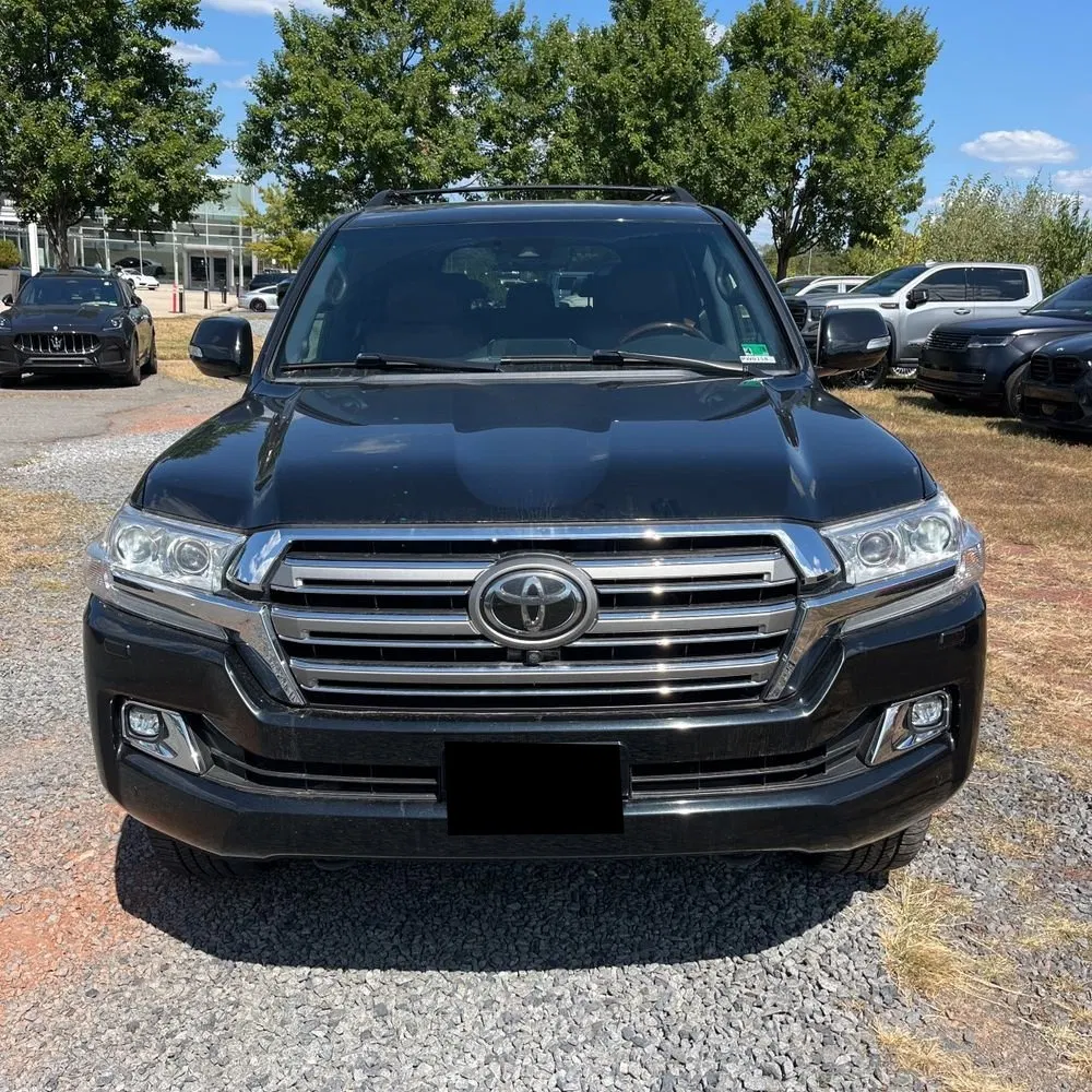 2017 Toyota Land Cruiser Base