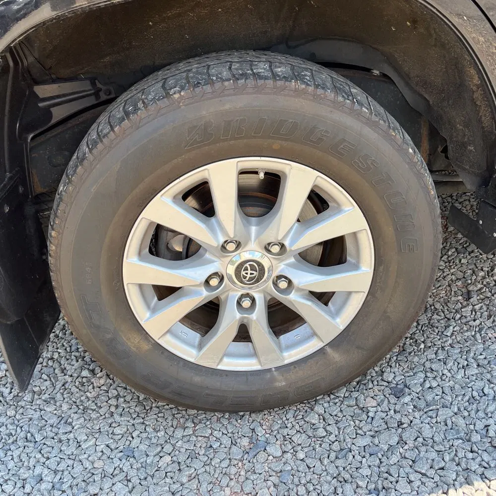 2017 Toyota Land Cruiser Base