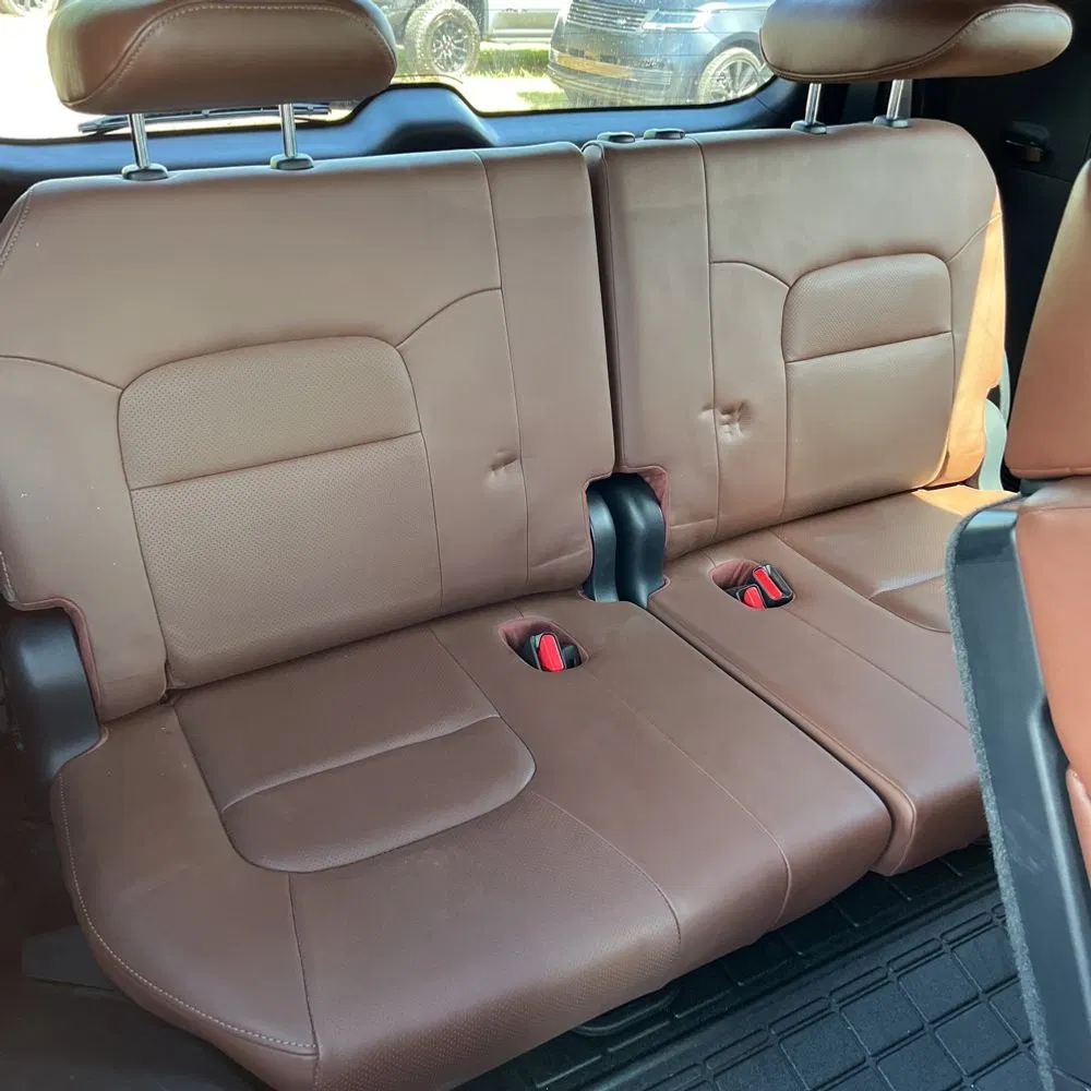 2017 Toyota Land Cruiser Base