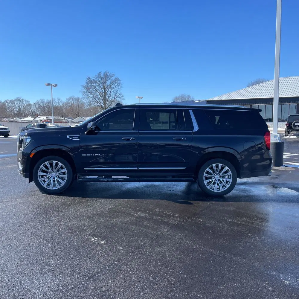 2022 GMC Yukon XL 1500 Denali