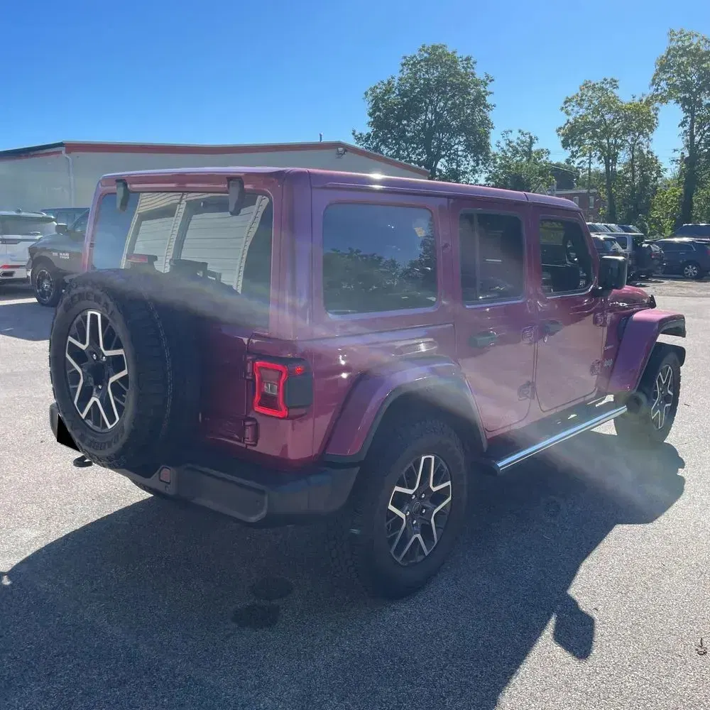 2024 Jeep Wrangler Sahara