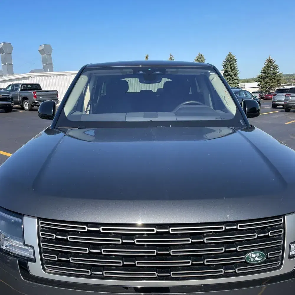 2023 Land Rover Range Rover P530 SE