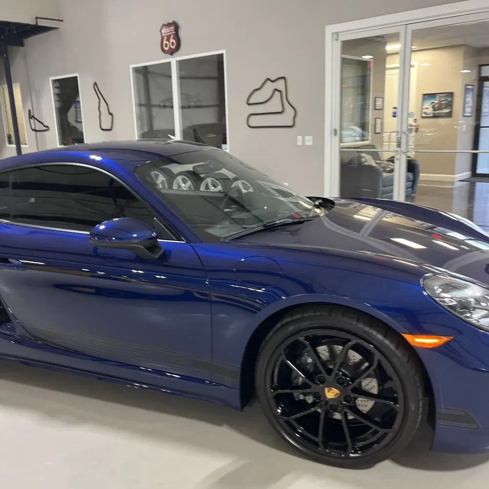 2024 Porsche 718 Cayman Style Edition
