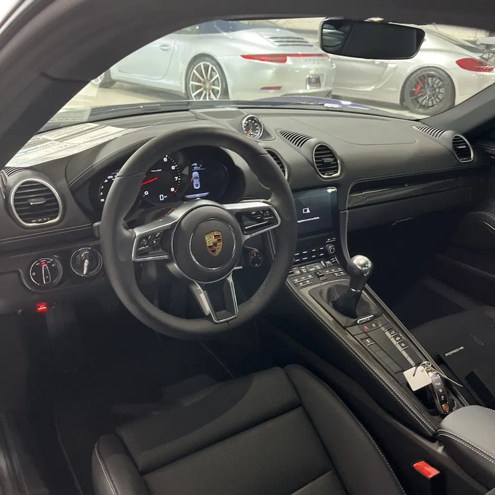 2024 Porsche 718 Cayman Style Edition