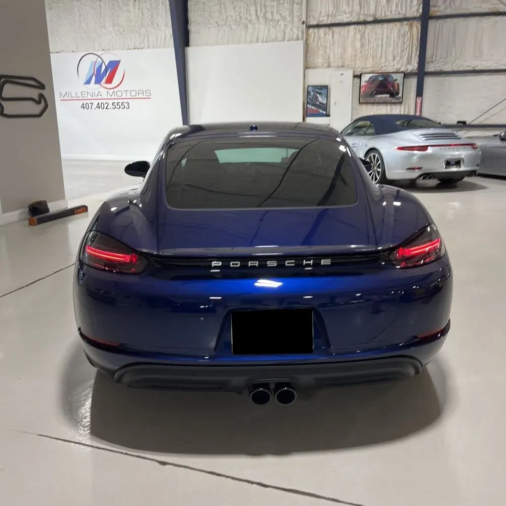2024 Porsche 718 Cayman Style Edition
