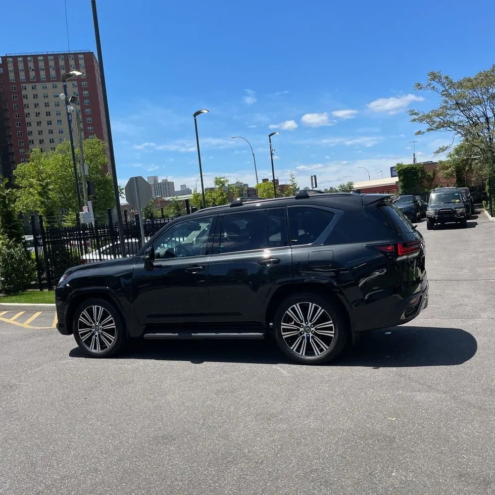2022 Lexus LX 600 Luxury