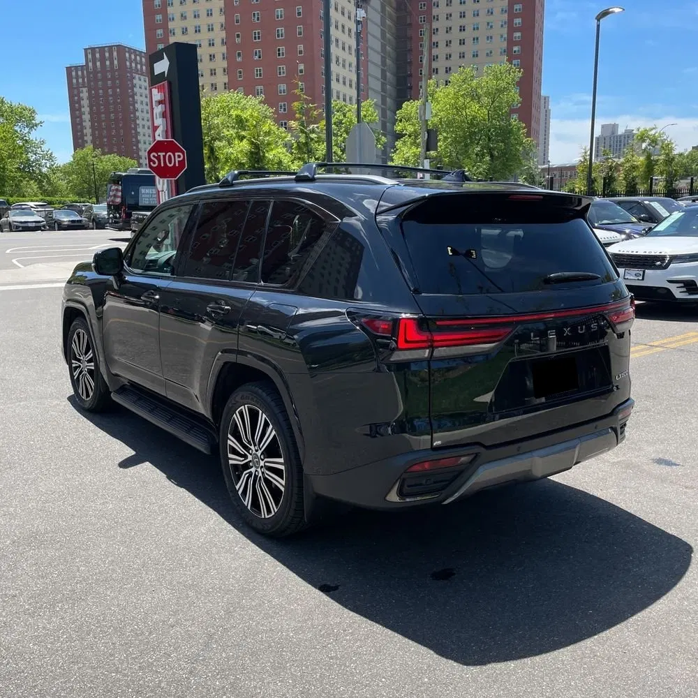 2022 Lexus LX 600 Luxury