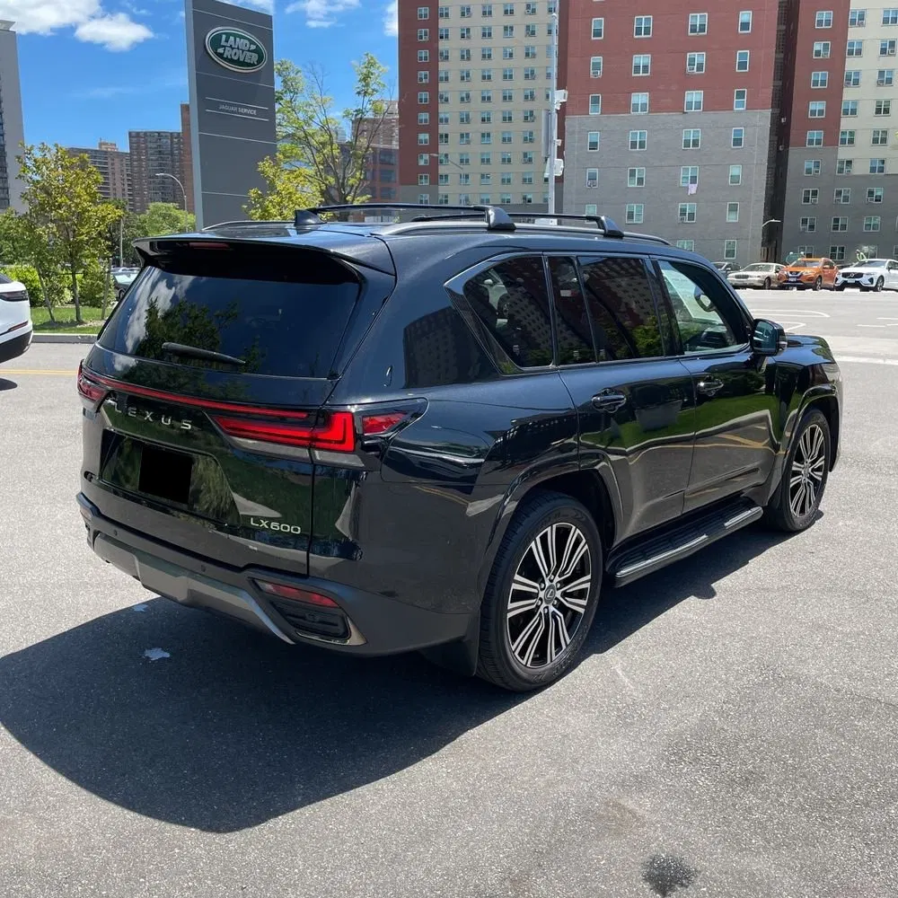 2022 Lexus LX 600 Luxury